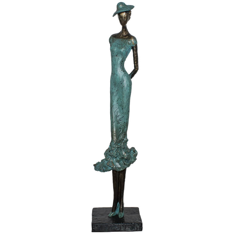 Lady With Hat 40Cm               